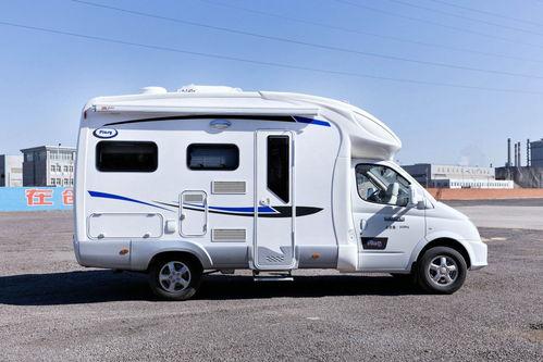 国产房车改床车视频下载,打造移动家的温馨空间