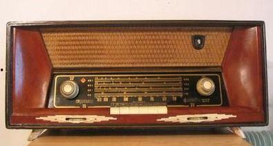 国产收音机对比视频网站,视频网站深度评测解析