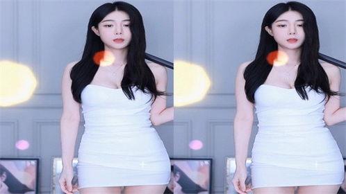 9最新国产情侣视频下载