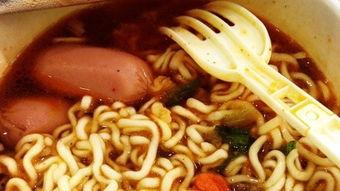 方便面推荐国产辣片视频,辣味升级！跟随视频探索国产辣片与方便面的完美搭配  第2张